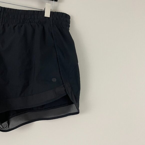 Athleta Mesh Racer Run Mid Rise 4" Shorts in Black Size Large - Picture 7 of 7